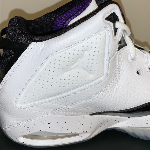 Jordan BLoyal - Picture 13 of 16